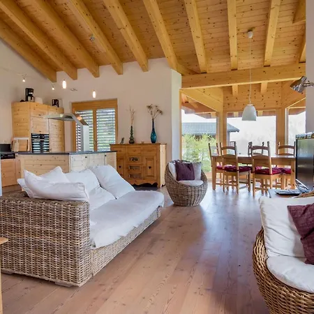 Catherine La Tzoumaz